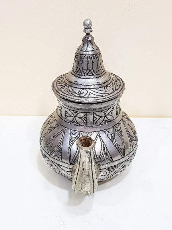 Vintage Moroccan Engraved Tea pot | Super condition