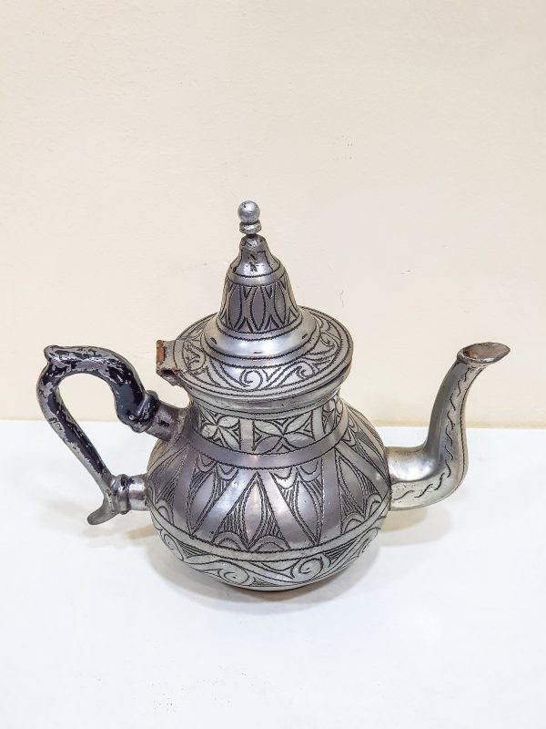 Vintage Moroccan Engraved Tea pot | Super condition