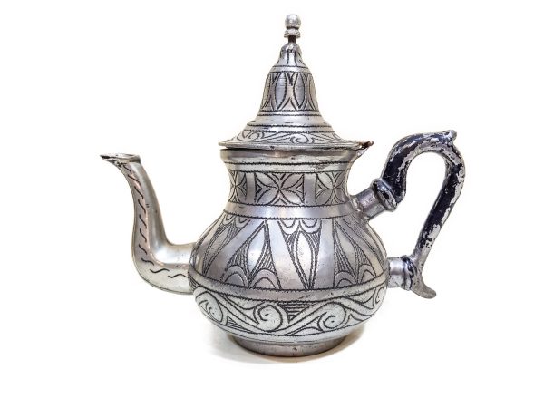 Vintage Moroccan Engraved Tea pot | Super condition